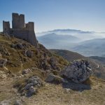 Rocca Calascio (L'Aquila), catena del Gran Sasso d'Italia