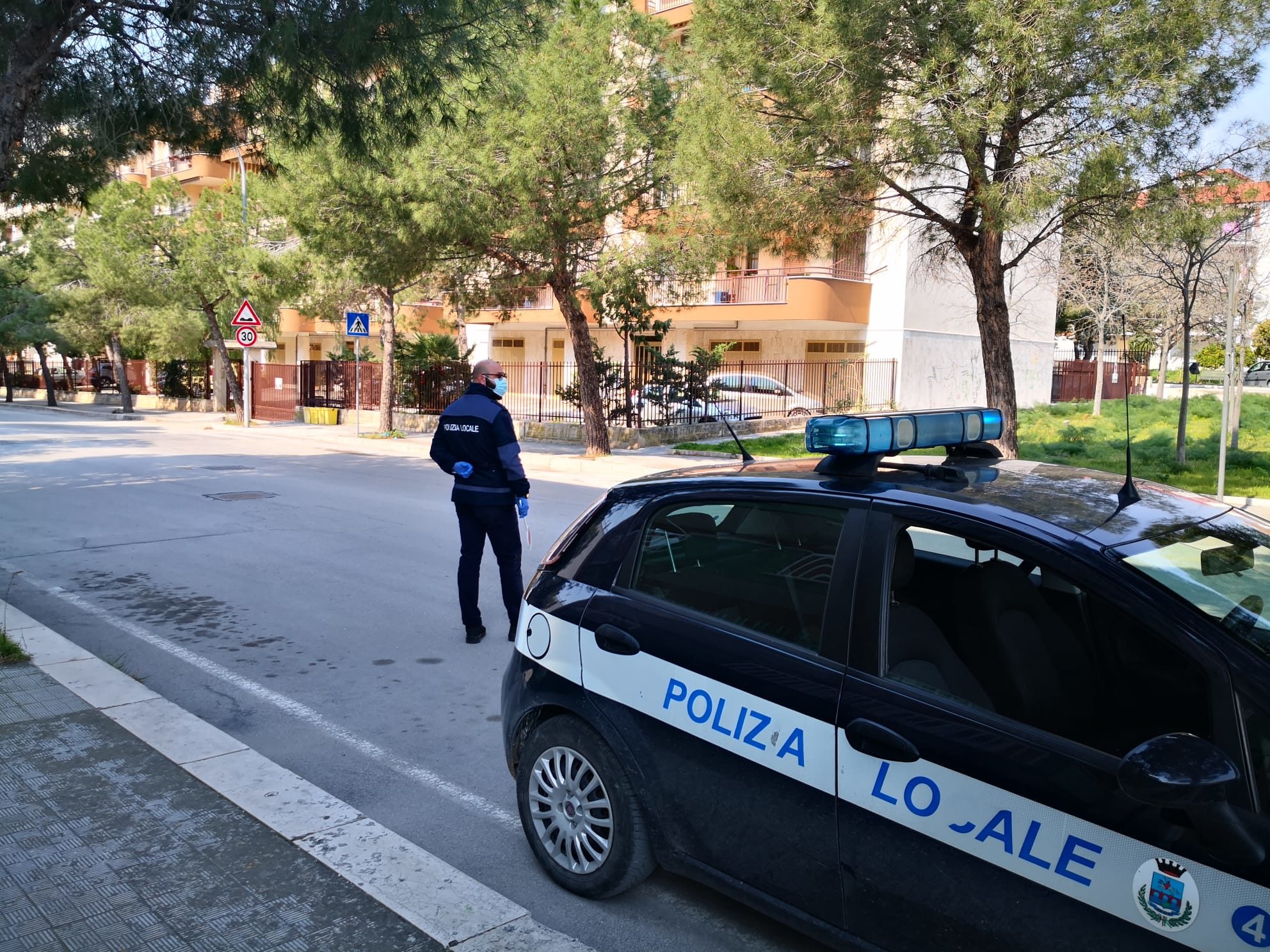 Incidente a Manfredonia coinvolte tre auto in Via Dante Alighieri