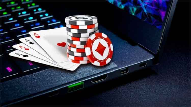 https://www.risorgimentonocerino.it/images/stories/2021/tecnologia/poker-online.jpg