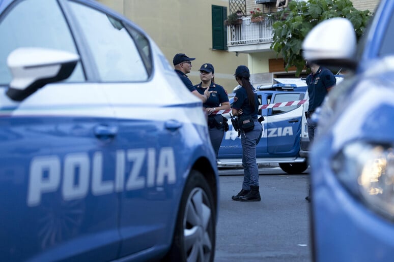 Polizia ferma sei persone per gli scontri dopo basket a Trieste