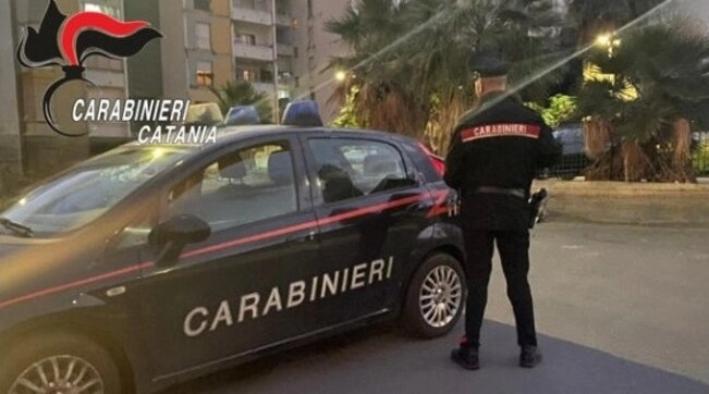 Aci Castello (Catania), uccide la prozia alimentandola con cibo proibito per intascare l'eredità: arrestata