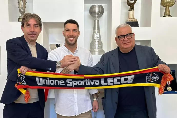 Calcio: Tete Morente è un giocatore del Lecce