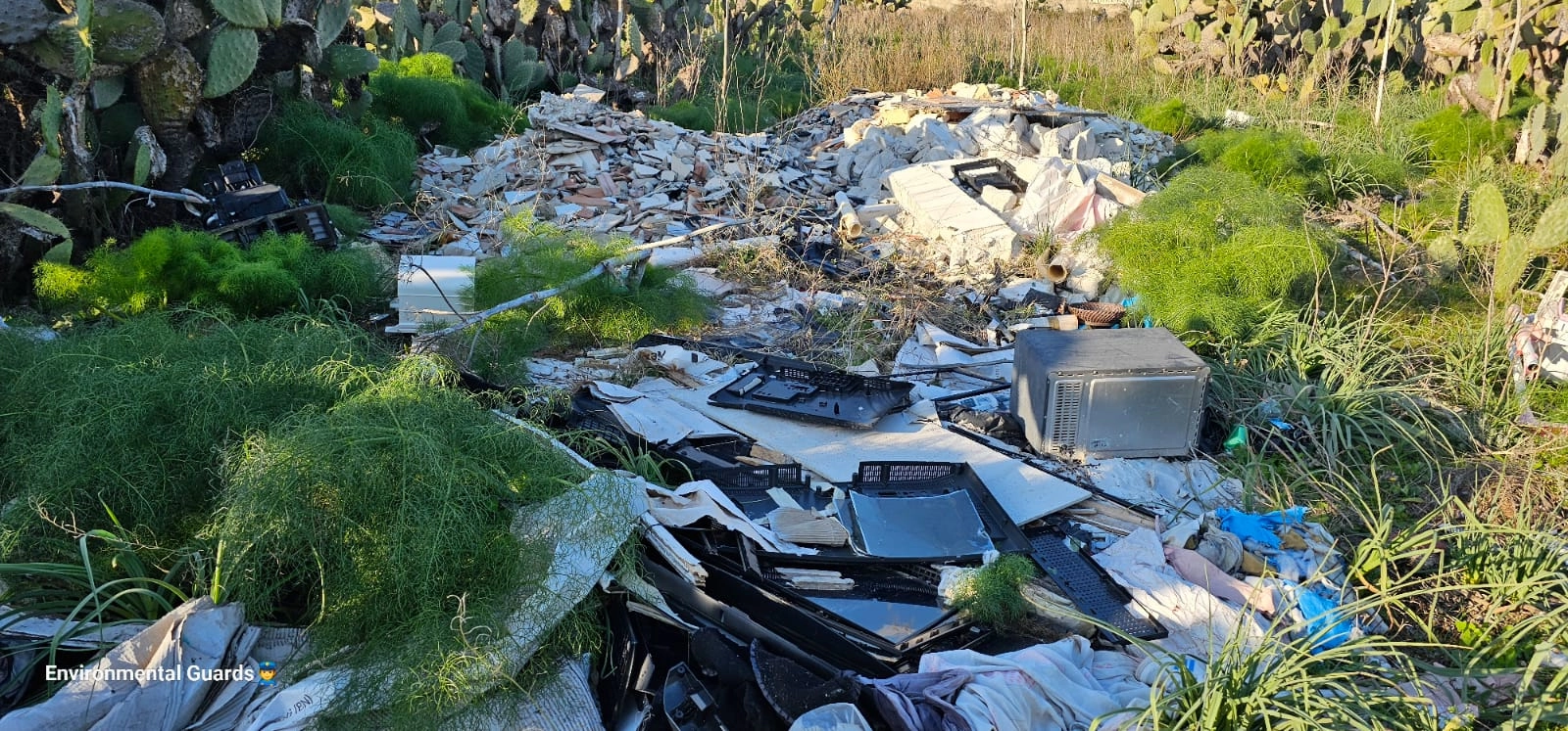 Manfredonia. "Periferie usate come discariche a cielo aperto: necessario intervenire"